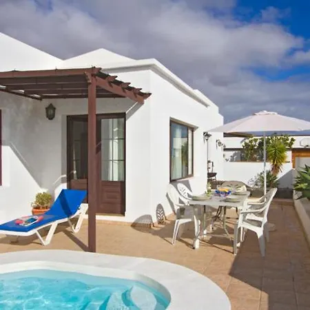 Villa Lisa Los Mojones Puerto Del Carmen Lanzarote *