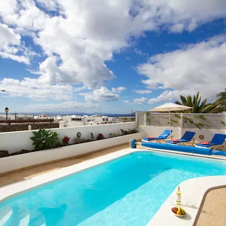 Villa Lisa Los Mojones Puerto Del Carmen Lanzarote *