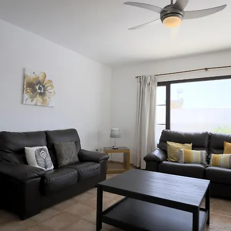 Charming Mojones 3 Bedrooms Child Friendly Pool Lise Short Walk To Old Town Puerto Del Carmen * Tías