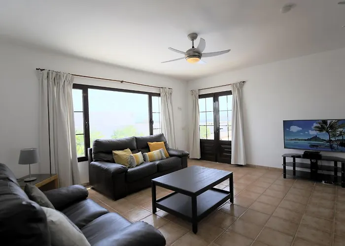 Charming Mojones 3 Bedrooms Child Friendly Pool Lise